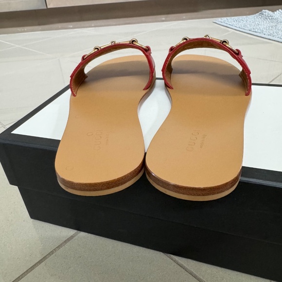 Gucci Varadero Horsebit Fringed red leather sandals/slides size 38-NIB - Picture 7 of 9